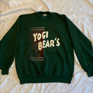 Vintage Yogi Bear campground crewneck sweatshirt